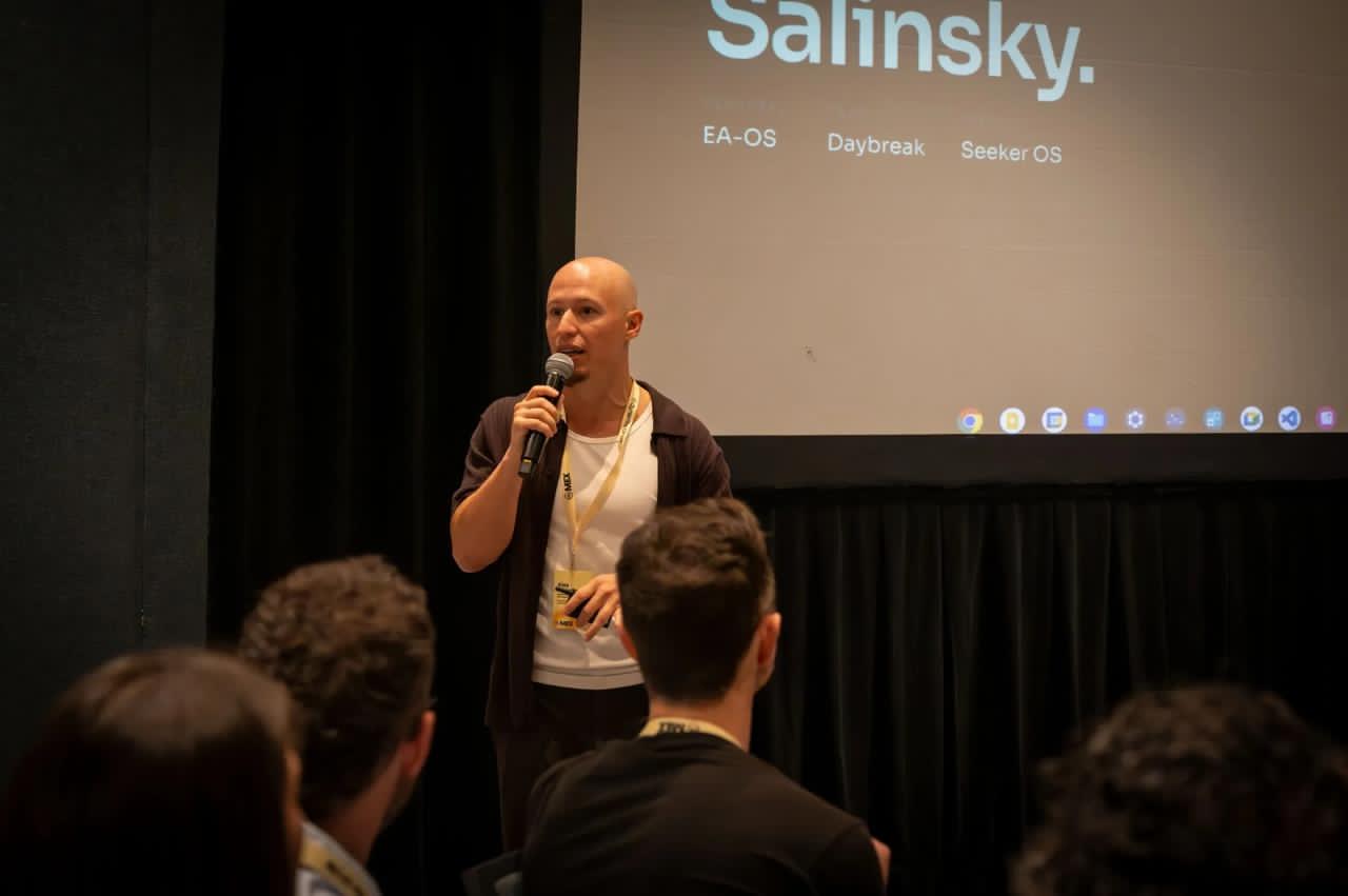 Alex Salinsky presenting